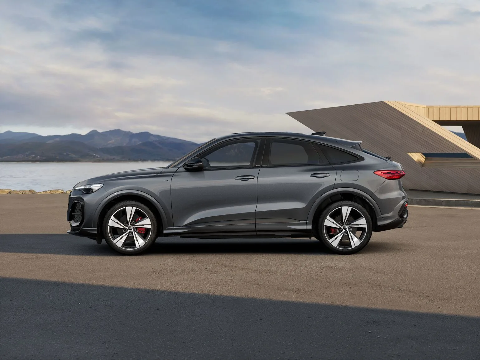 Q5 Sportback e-hybrid Quattro S line Plus - vue 1