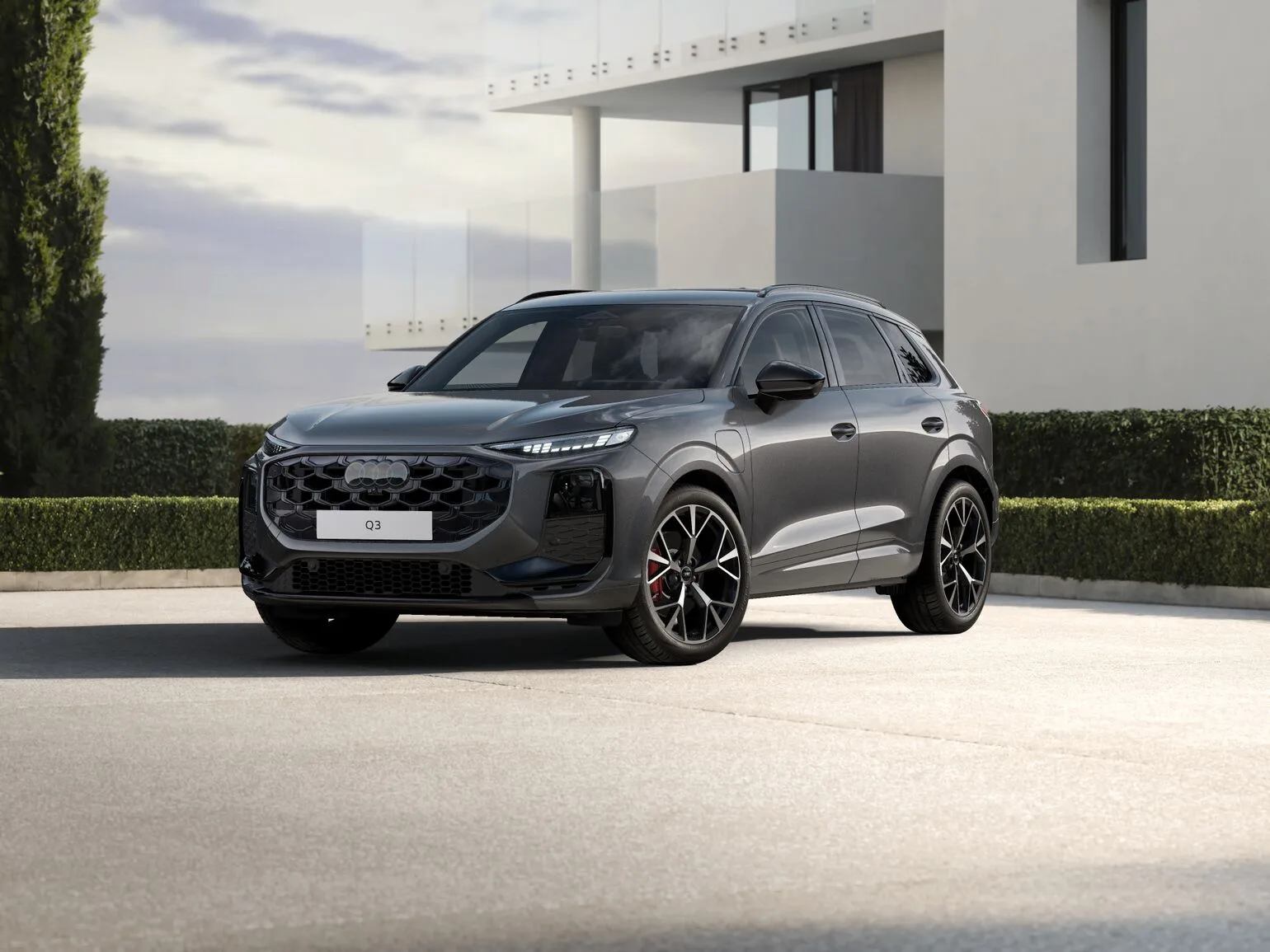 Nouvelle Q3 e-hybrid S line Plus - vue 3