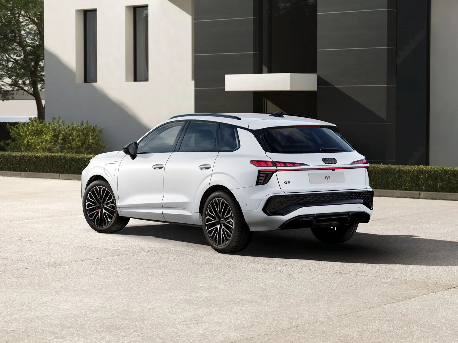Nouvelle Q3 e-hybrid S line Plus - vue 24