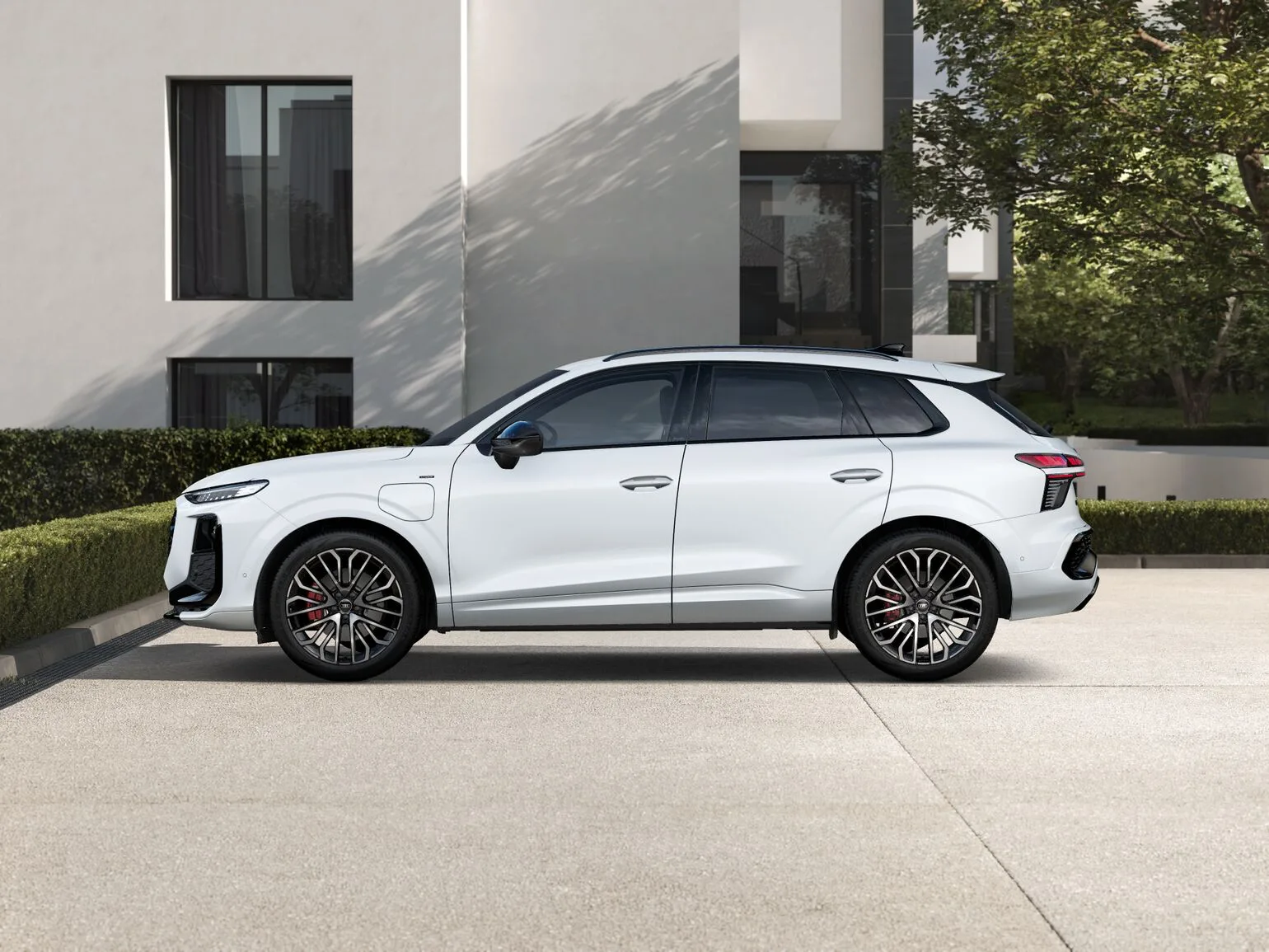 Nouvelle Q3 e-hybrid S line Plus - vue 25