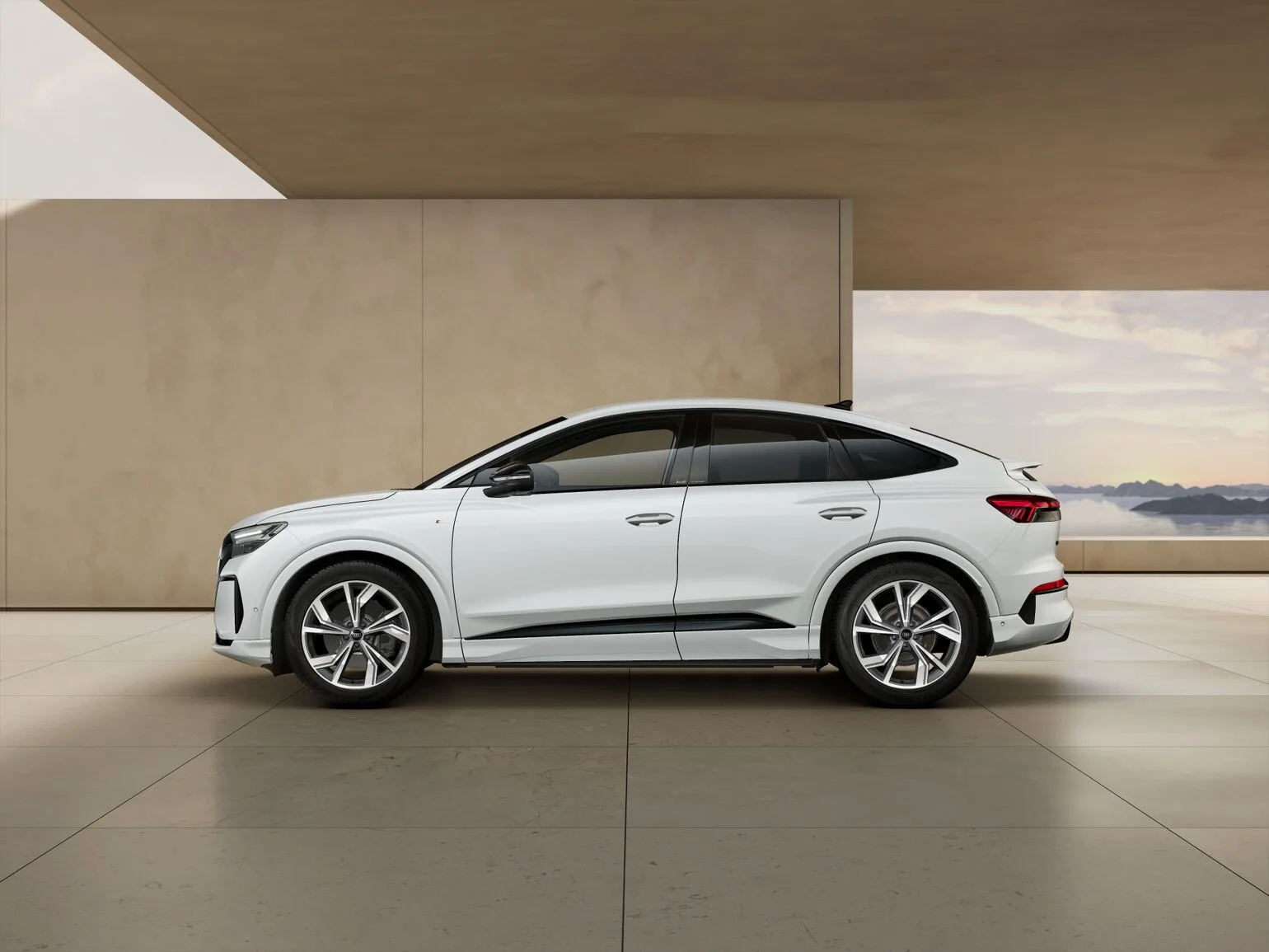 Nouvelle Q4 Sportback e-tron S line Plus - vue 6